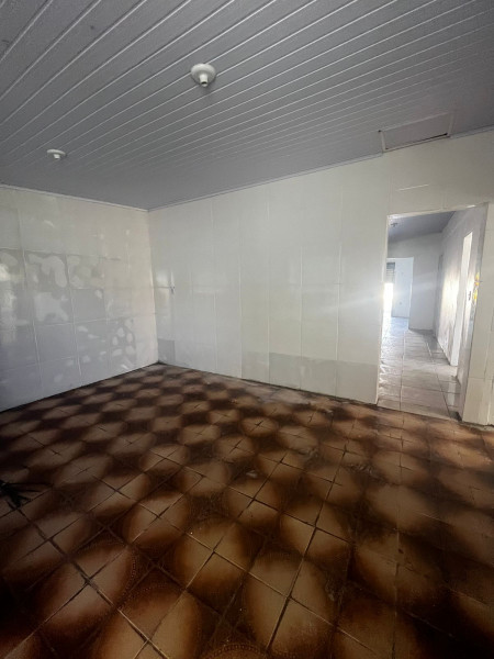 Comercial à venda Frederico Ernesto Buchholz com 200m² e 1 quarto por R$ 430.000 - 255192978-img-20221025-wa0075.jpg