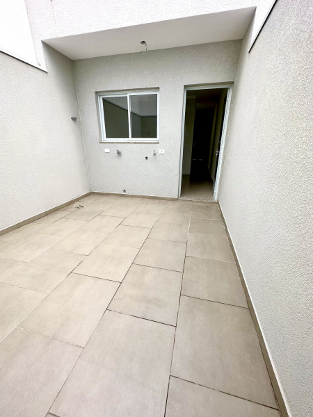 Casa à venda Jardim Santo Antoninho com 110m² e 3 quartos por R$ 730.000 - 1425243996-quintal.jpeg