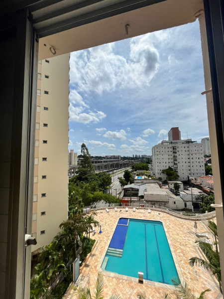 Apartamento à venda Jardim Aeroporto com 49m² e 2 quartos por R$ 470.000 - 1295707129-vista-varanda.jpeg