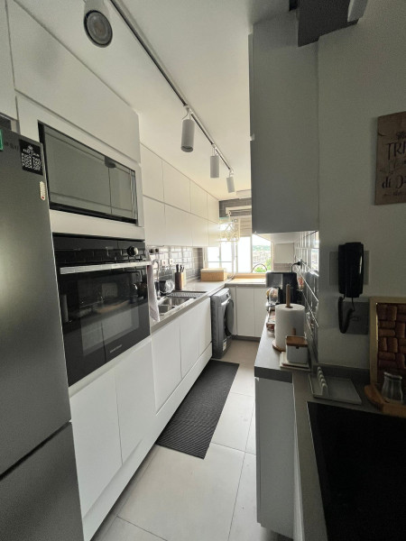 Apartamento à venda Jardim Aeroporto com 49m² e 2 quartos por R$ 470.000 - 243234749-cozinha.jpeg