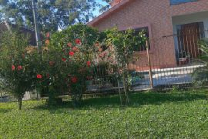 Casa à venda Tres Vendas com 220m² e 4 quartos por R$ 930.000 - 1716320793-1000072338.jpg