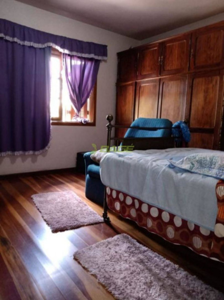 Casa à venda Tres Vendas com 220m² e 4 quartos por R$ 930.000 - 710575077-5ac47659-b066-4877-9f42-8e8f787b4b6a.jpg