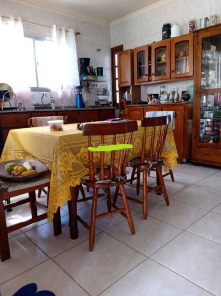 Casa à venda Tres Vendas com 220m² e 4 quartos por R$ 930.000 - 712502256-1c97e317-e84c-4829-ad31-88d669c98d38.jpg