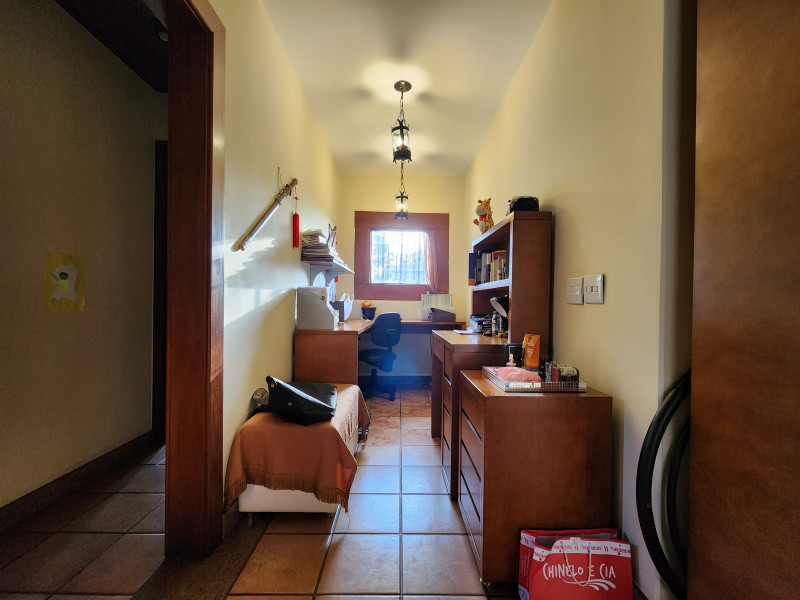 Casa à venda Belvedere com 260m² e 3 quartos por R$ 2.080.000 - 1255929354-escrivaninha-mezanino.jpg
