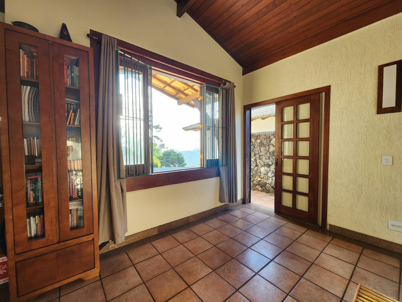 Casa à venda Belvedere com 260m² e 3 quartos por R$ 2.080.000 - 2075966760-mezanino.jpg