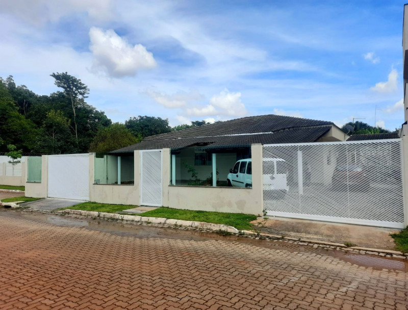 Casa de condomínio à venda Guará II com 938m² e 4 quartos por R$ 2.100.000 - 1633860397-venda-casa-ch.jpeg