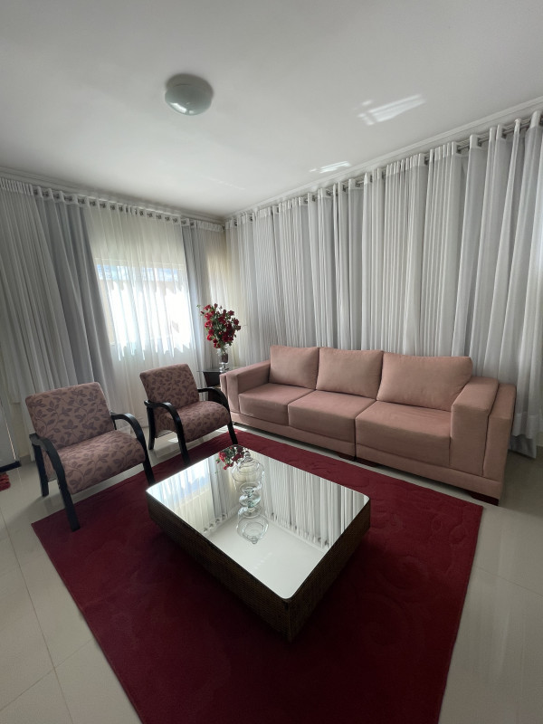 Casa à venda Jardim Ceu Azul com 360m² e 6 quartos por R$ 800.000 - 1875873740-c271c42b-fe6a-4b6e-b8b3-564352631fe5.jpeg