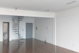 Comercial à venda Passo d'Areia com 130m² - 1 dormitório -  vagas - R$ 268.000 - 541890991-20200616-163212.jpg