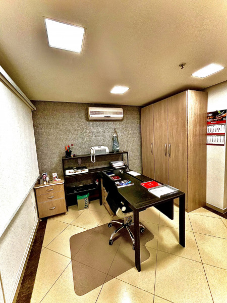 Comercial à venda Quarta Parada com 40m² e 1 quarto por R$ 370.000 - 1920988237-4089b0f0-0077-4321-94d6-8bcf7c4a43b3.jpeg