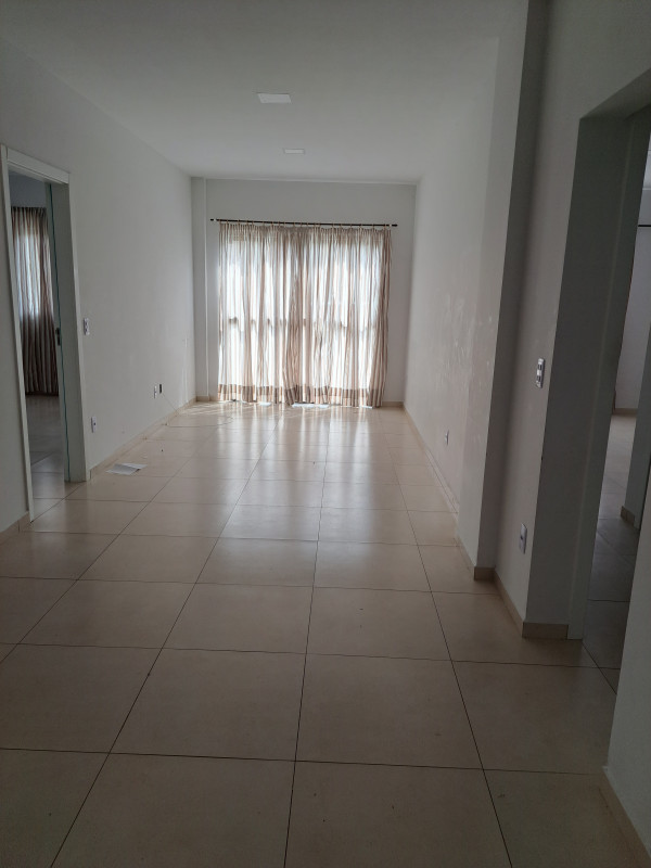 Apartamento à venda Centro com 93m² e 2 quartos por R$ 300.000 - 2031673721-20230324-111015.jpg