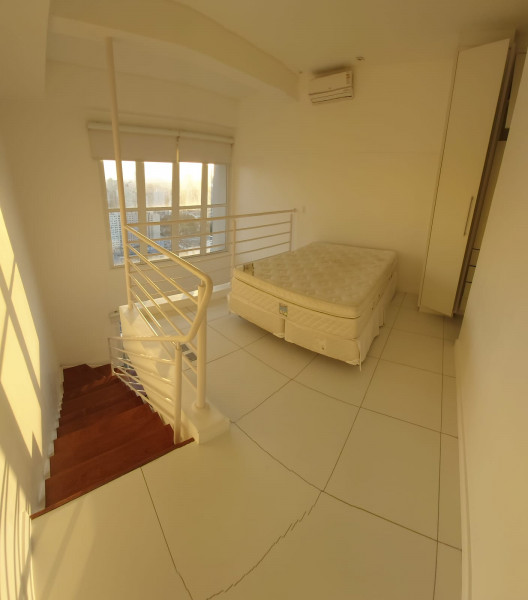 Loft à venda Centro com 65m² e 1 quarto por R$ 465.000 - 1721402626-whatsapp-image-2023-03-19-at-08.jpeg