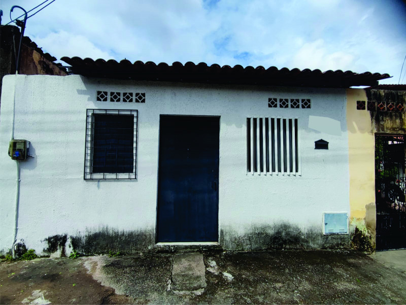 Casa à venda Vila Peri com 200m² e 4 quartos por R$ 350.000 - 1363978221-casa-01.jpg