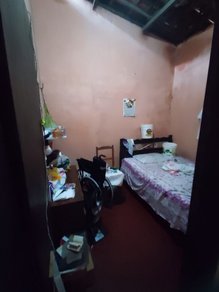 Casa à venda Vila Peri com 200m² e 4 quartos por R$ 350.000 - 1947046524-casa-02-8.jpg