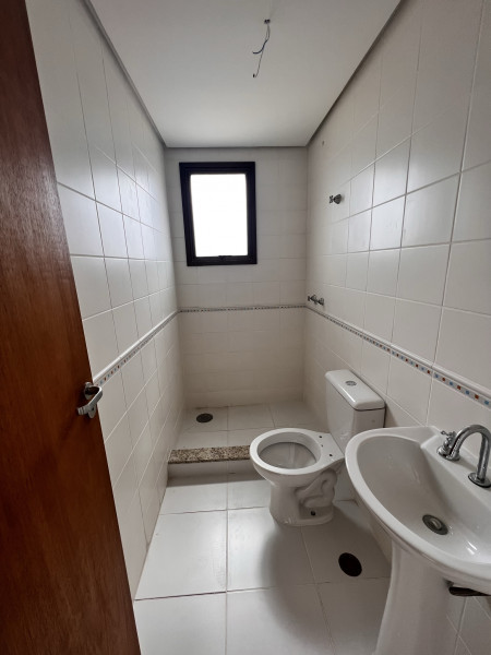 Apartamento à venda Petrópolis com 75m² e 2 quartos por R$ 375.000 - 1659299421-img-1537.JPEG