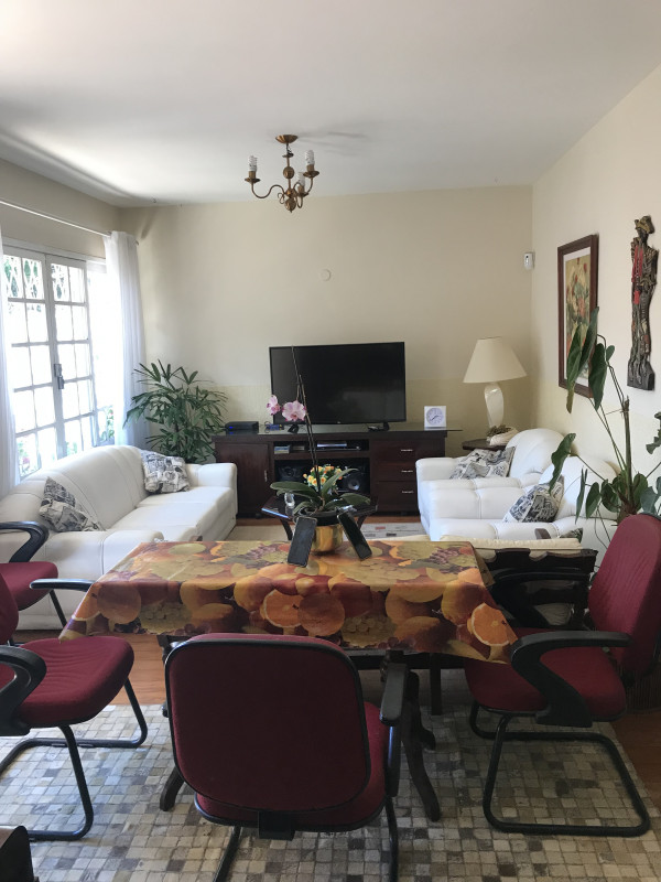 Casa à venda Centro com 213m² e 4 quartos por R$ 750.000 - 1250521538-9c6b3e4c-69fc-438e-b7e2-6bb46c85b49f.jpeg