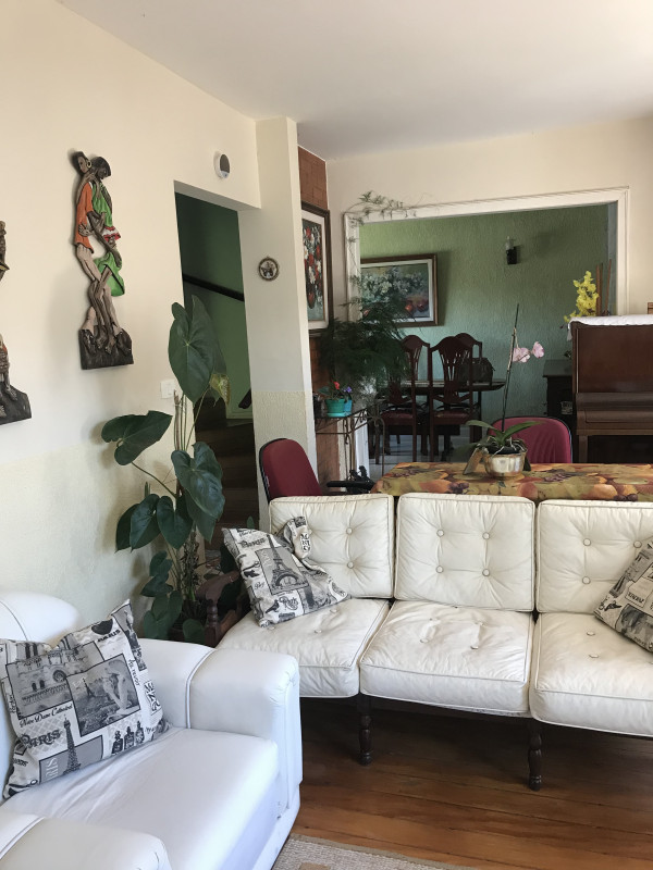 Casa à venda Centro com 213m² e 4 quartos por R$ 750.000 - 1814609490-20ff5026-690e-46ad-be5a-47ba6fcc308a.jpeg
