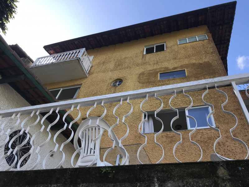 Casa à venda Centro com 213m² e 4 quartos por R$ 750.000 - 964131560-85df9b27-5695-435f-ab20-eeb0c63b1a3f.jpeg