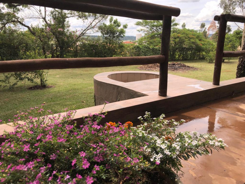 Chácara à venda Santana com 6000m² e 5 quartos por R$ 2.500.000 - 679389155-mesa-de-fogo-3.jpeg
