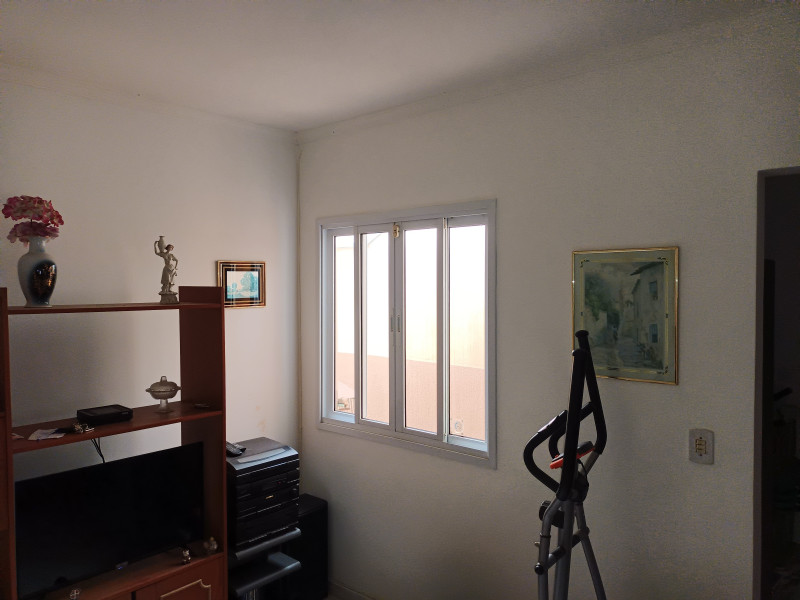 Casa à venda Jardim Leocadia com 125m² e 3 quartos por R$ 700.000 - 171324940-img-20220910-150528857.jpg