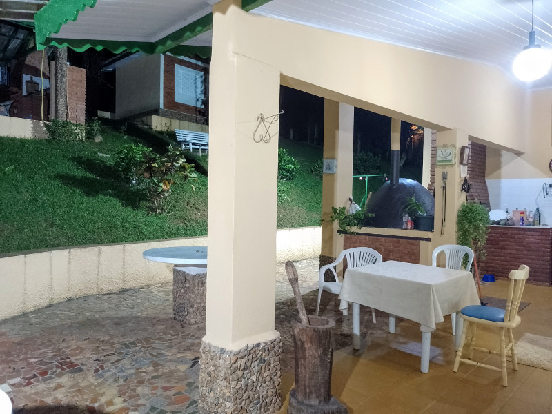 Casa de condomínio à venda Centro com 185m² e 4 quartos por R$ 1.200.000 - 1338556193-img-20230114-204125.jpg