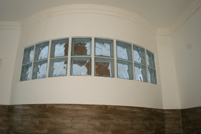 Apartamento à venda Ponta Negra com 42m² e 1 quarto por R$ 145.000 - 1053069978-tijolinhos-vidro.jpg