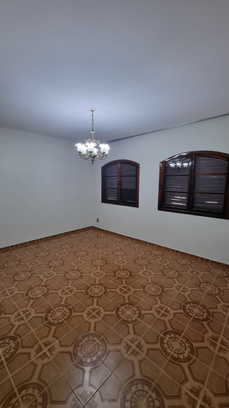 Casa à venda Centro com 400m² e 5 quartos por R$ 750.000 - 1047761147-10.jpg