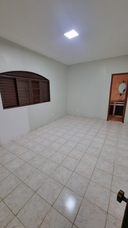 Casa à venda Centro com 400m² e 5 quartos por R$ 750.000 - 1618294339-23.jpg