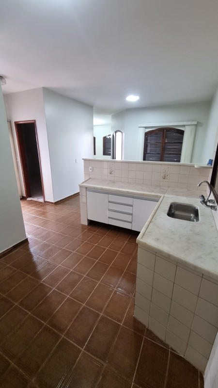 Casa à venda Centro com 400m² e 5 quartos por R$ 750.000 - 1647990254-07.jpg
