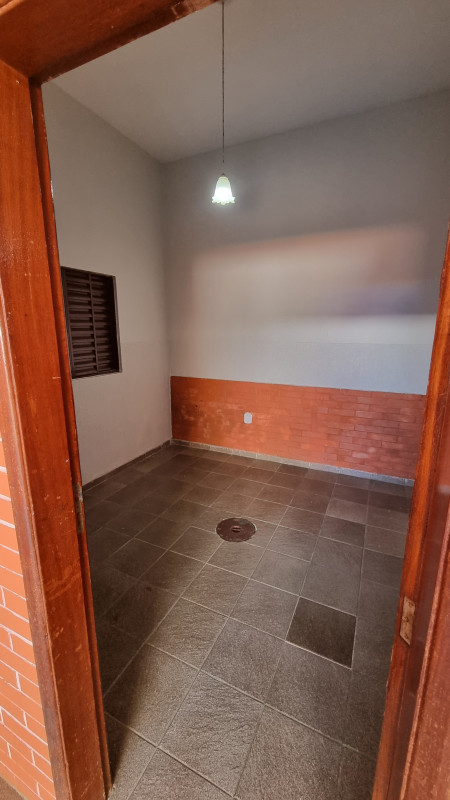 Casa à venda Centro com 400m² e 5 quartos por R$ 750.000 - 2121950823-29.jpg