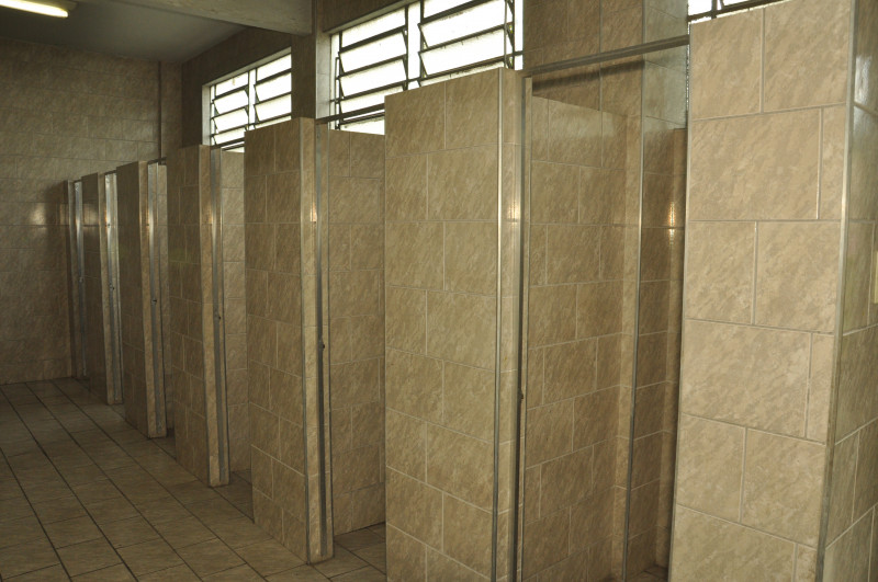 Comercial à venda Bangu com 2340m² e 1 quarto por R$ 7.900.000 - 1290605376-foto-6-colegio.jpg
