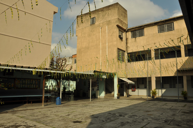 Comercial à venda Bangu com 2340m² e 1 quarto por R$ 7.900.000 - 71196454-foto-9-colegio.jpg