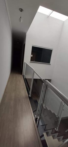 Casa à venda Vila Santa Isabel com 155m² e 3 quartos por R$ 870.000 - 1193645271-corredorquartos.jpg