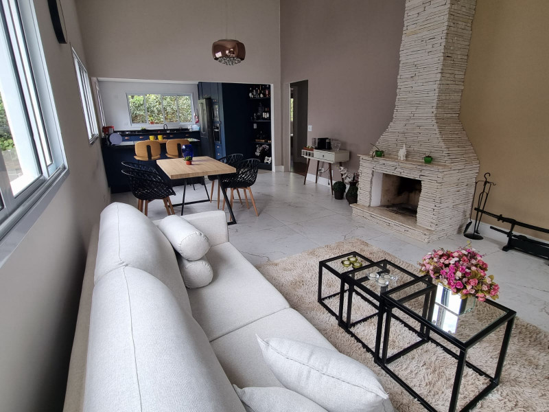 Casa à venda Granja Viana com 250m² e 4 quartos por R$ 1.299.000 - 835605244-imagem-do-whatsapp-de-2023-03-25-as-11.jpg