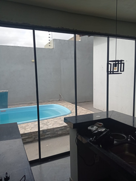Casa à venda Jardim Botânico com 194m² e 2 quartos por R$ 330.000 - 1046483837-3c286b53-c618-4c68-980e-8a763f02aa3c.jpeg