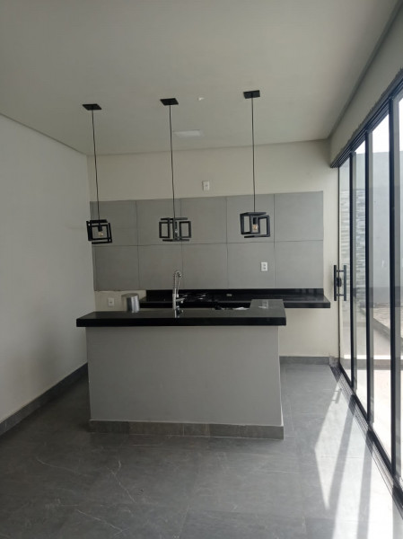 Casa à venda Jardim Botânico com 194m² e 2 quartos por R$ 330.000 - 770233524-cb39b707-075f-4be2-9ef0-38639a383c33.jpeg
