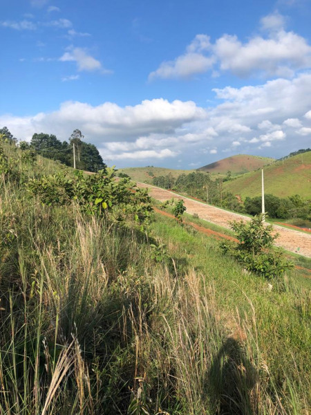 Terreno à venda Igrejinha com 450m² e 1 quarto por R$ 83.000 - 1932879751-edfc5bdf-fd54-4c0d-8764-8a4ee0b6963d.jpg