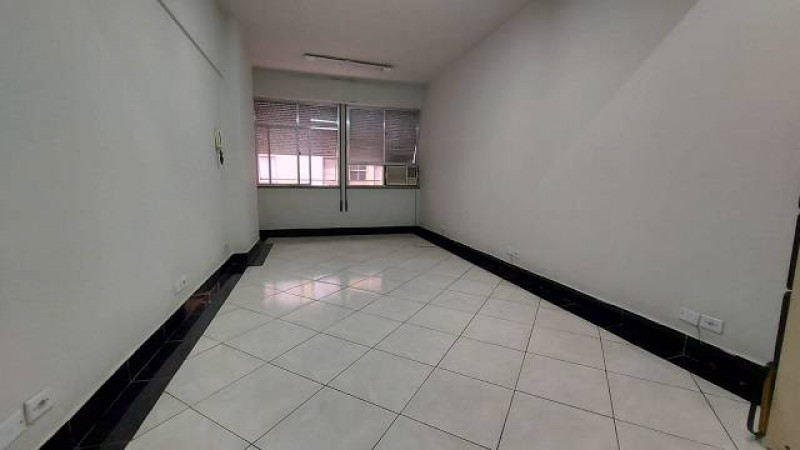 Comercial à venda Centro com 29m² e 1 quarto por R$ 95.000 - 1198995083-9.jpg