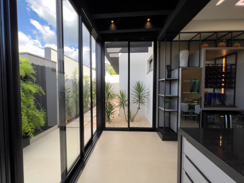 Casa de condomínio à venda Jardins de Monet Residence com 254m² e 4 quartos por R$ 3.000.000 - 40008e93-4ab7-4480-b2cf-0194a4c9ffd6.jpg