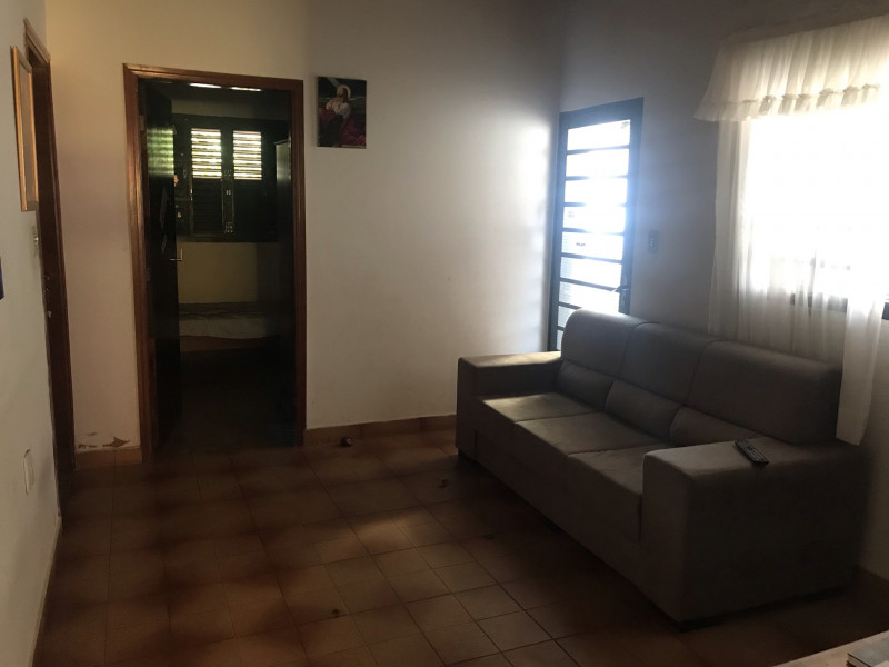Casa à venda Centro com 200m² e 4 quartos por R$ 280 - 549994214-b4546bad-b0f0-4b05-b416-a2136ae3d148.jpeg