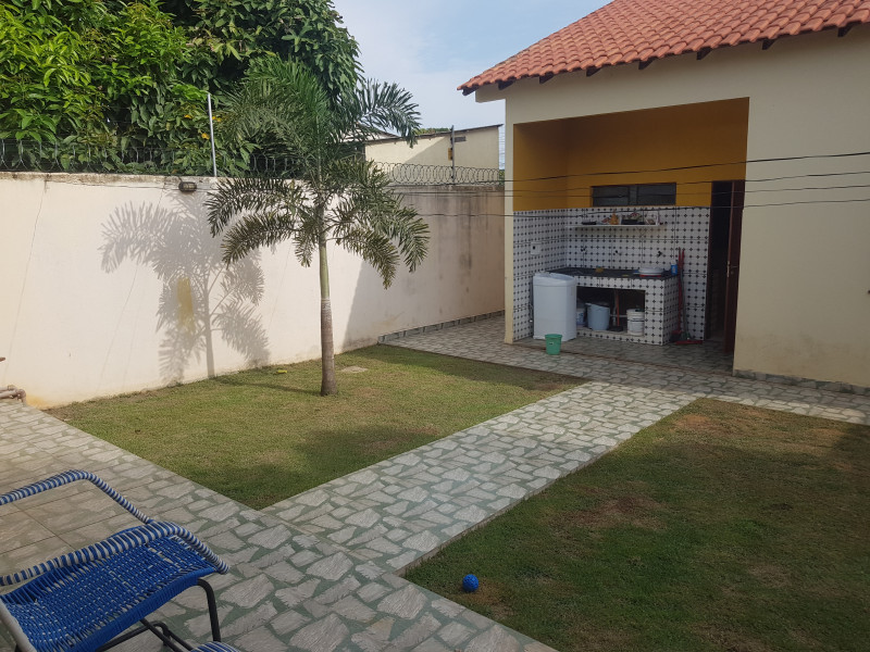 Casa à venda Diamantino com 300m² e 3 quartos por R$ 550.000 - 289439869-20221202-161328.jpg