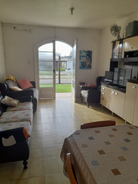 Casa à venda CIDREIRA com 61m² e 2 quartos por R$ 250.000 - 12127689-20230315-084404.jpg