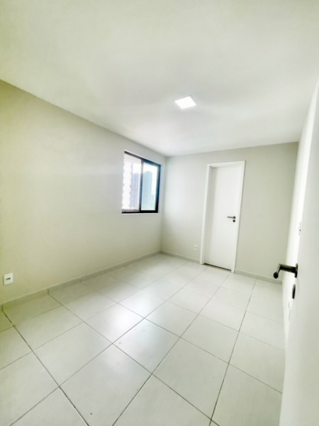 Apartamento à venda Boa Viagem com 138m² e 4 quartos por R$ 1.250.000 - 1103199003-img-8517.JPG