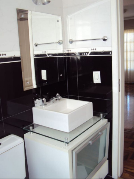 Apartamento à venda Mal. Rondon com 53m² e 1 quarto por R$ 170.000 - 217077977-banho2.jpeg