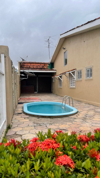Casa à venda Jardim Equatorial com 281m² e 4 quartos por R$ 800.000 - 1690395309-256e0b75-dda9-4a40-be8f-a465fbc1534e.jpeg