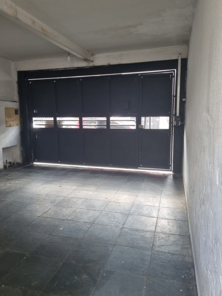 Terreno à venda Jardim Santa Rosa com 160m² e 1 quarto por R$ 400.000 - 292817149-garagem-2-carros.jpg