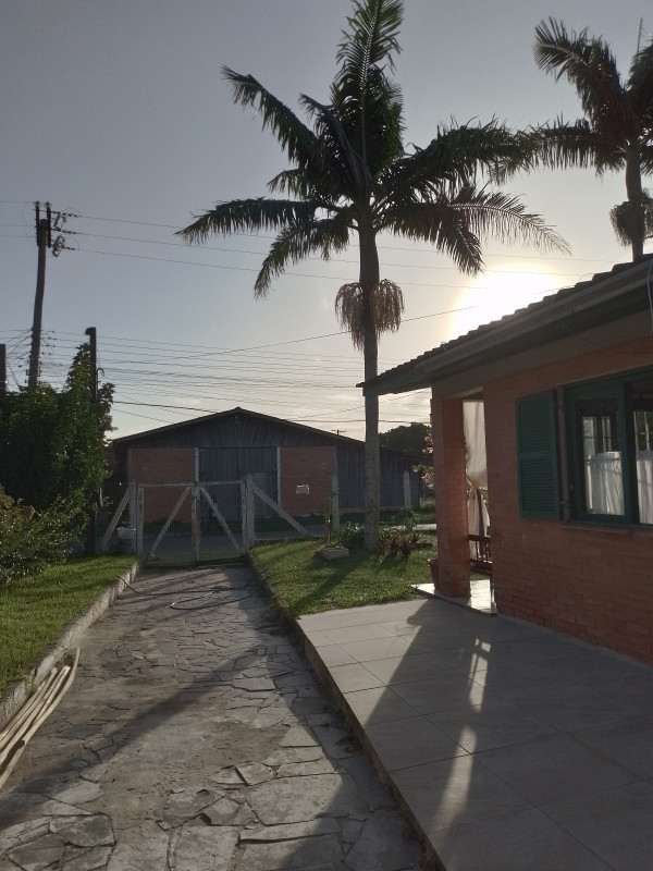 Casa para alugar Xangri-Lá com 45m² e 2 quartos por R$ 1.300 - 519632995-20230327-172106.jpg