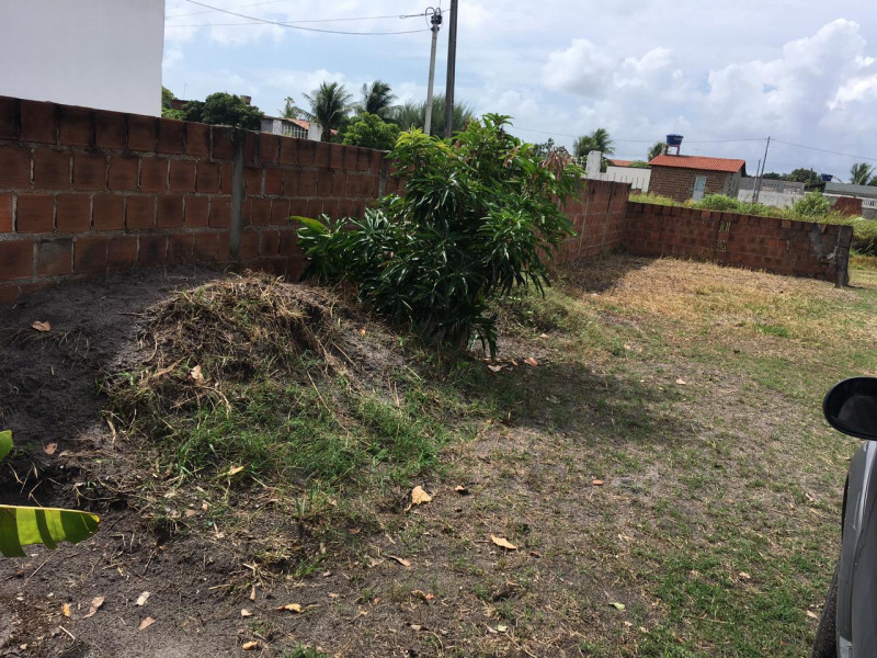 Casa à venda centro com 300m² e 2 quartos por R$ 110.000 - 1613836317-whatsapp-image-2023-03-22-at-12.jpeg