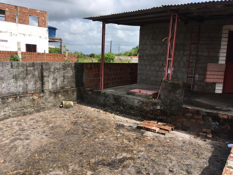 Casa à venda centro com 300m² e 2 quartos por R$ 110.000 - 678714917-whatsapp-image-2023-03-22-at-12.jpeg