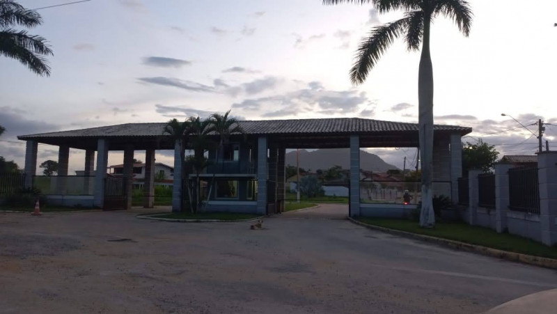 Terreno à venda Centro com 457m² e 1 quarto por R$ 85.000 - 1695489067-36f056aa-37b7-451f-ad5b-dfb98b2f800a.jpg