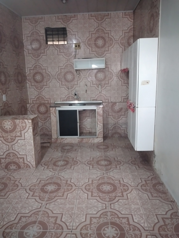 Casa para alugar Centro com 45m² e 1 quarto por R$ 700 - 1413142766-20230408-133646.jpg